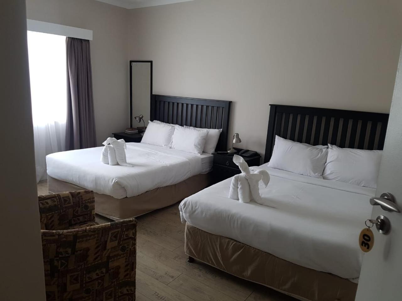 Savoy Hotel خليج جيفري المظهر الخارجي الصورة